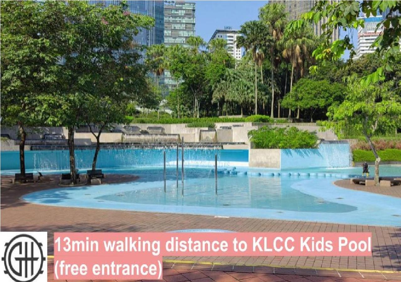 Soho Suites Klcc By Guesthouse Kuala Lumpur Esterno foto