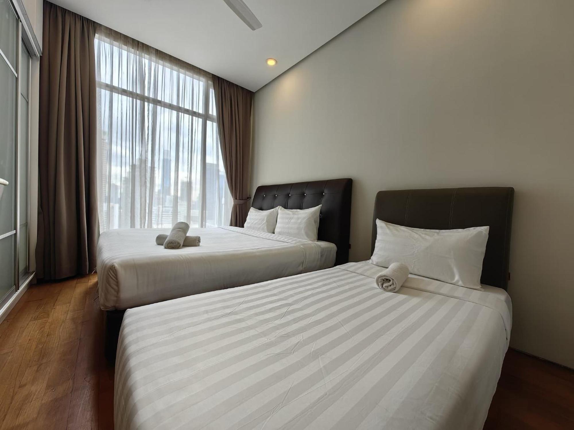 Soho Suites Klcc By Guesthouse Kuala Lumpur Esterno foto